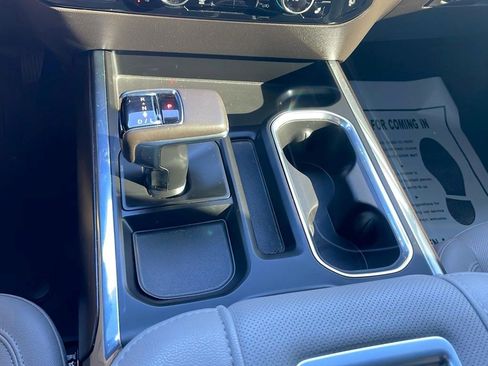 Certified 2022 GMC Sierra 1500 SLT w/ SLT Premium Package image 27