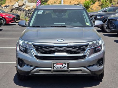 Used 2021 Kia Seltos EX AWD/4WD image 2