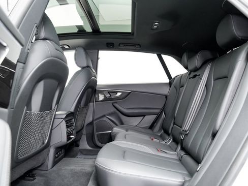 Certified 2025 Audi Q8 Premium Plus w/ Premium Plus Package image 22