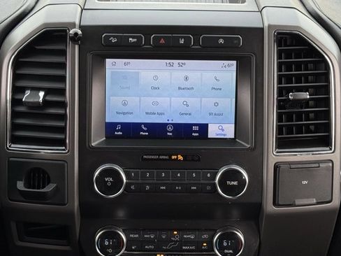 Used 2020 Ford Expedition XLT w/ Equipment Group 202A image 15