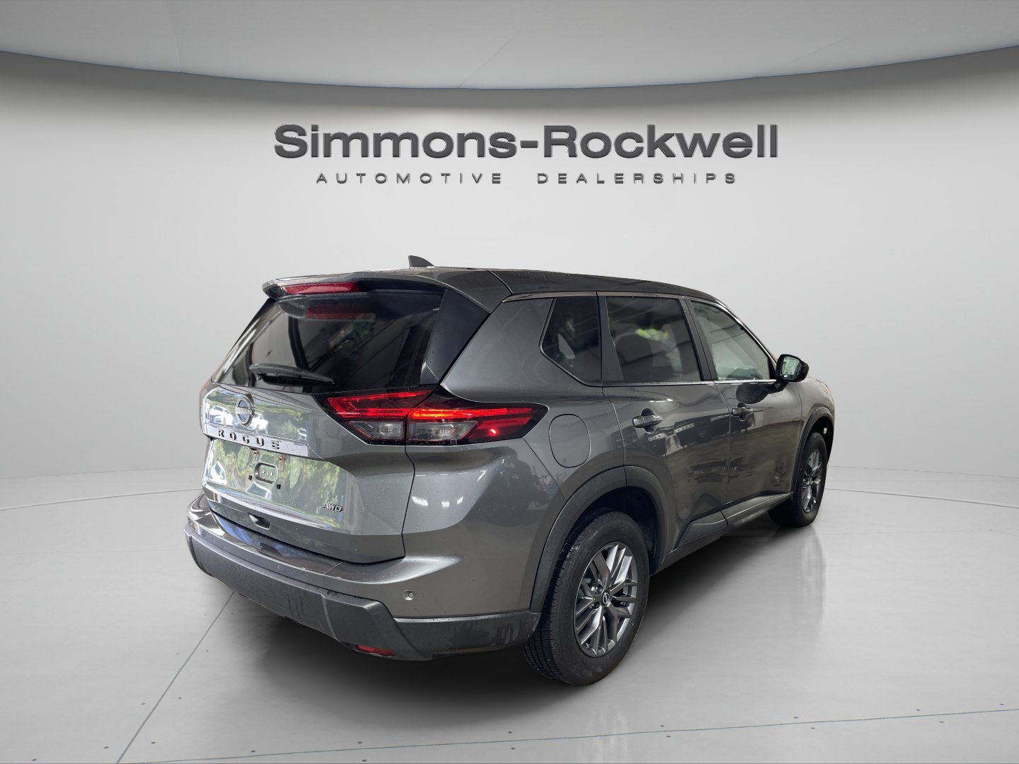 Used 2026 Nissan Rogue SV AWD/4WD image 5