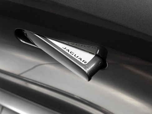 Used 2016 Jaguar F-TYPE S image 31