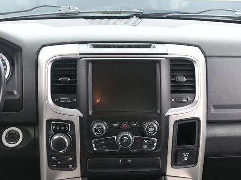 Used 2015 RAM 1500 Big Horn image 25