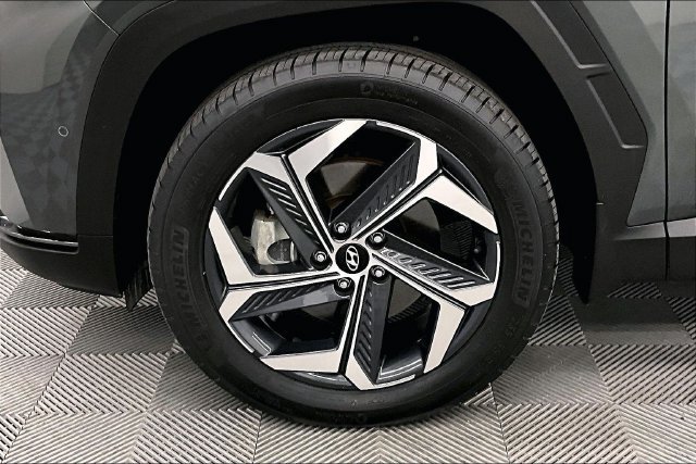 Used 2024 Hyundai Tucson Limited AWD/4WD image 10