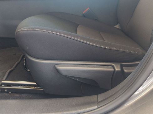 Used 2025 Nissan Sentra SV w/ All-Weather Package FWD image 22