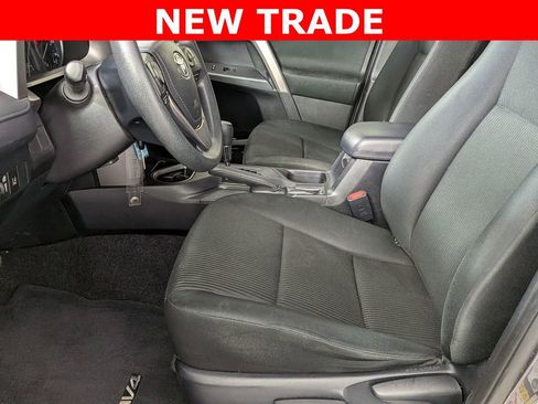 Used 2018 Toyota RAV4 LE image 21