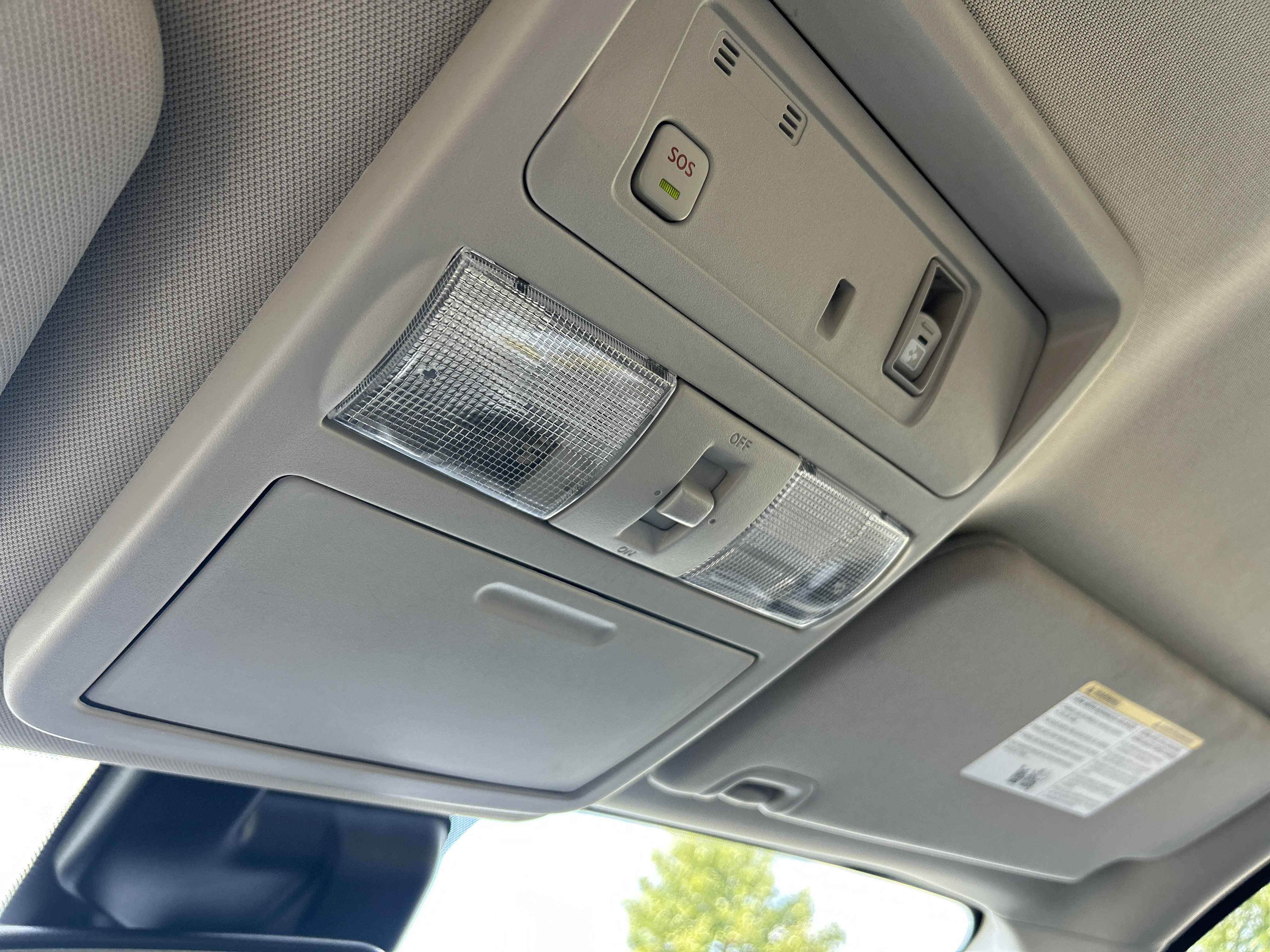 Used 2021 Nissan Titan SV w/ SV Convenience Package RWD image 11