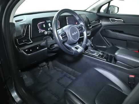 Used 2024 Kia Sportage EX AWD/4WD image 17