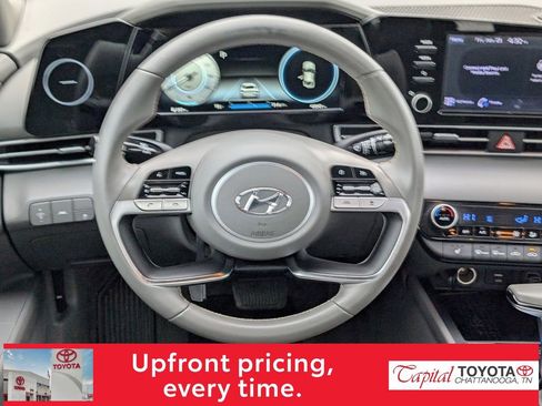 Used 2021 Hyundai Elantra SEL w/ Convenience Package image 14
