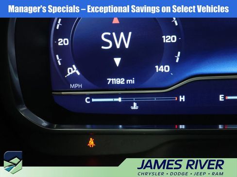 Used 2024 Chevrolet Suburban LT AWD/4WD image 31