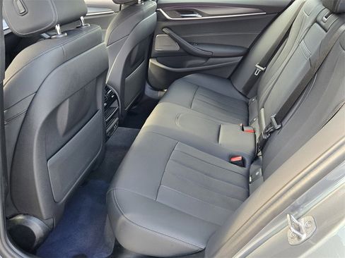 Used 2023 BMW 540i w/ M Sport Package image 13