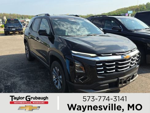 Used 2025 Chevrolet Equinox LT w/ Convenience Package II image 1