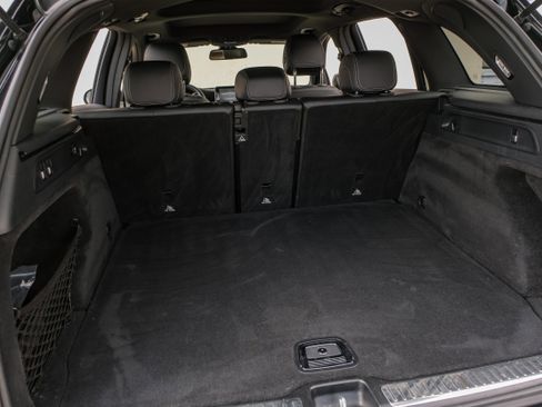 Used 2019 Mercedes-Benz GLC 43 AMG 4MATIC image 51