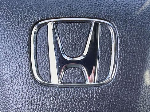 Used 2019 Honda HR-V Sport image 23