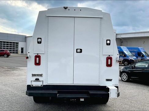 New 2024 Chevrolet Express 3500 w/ Power Convenience Package RWD image 6