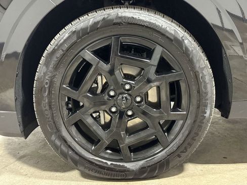 Used 2026 Kia Carnival SX w/ SX Dark Edition Package FWD image 29