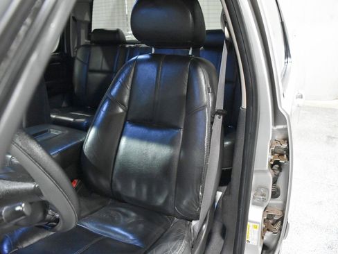 Used 2011 Chevrolet Silverado 1500 LTZ w/ LTZ Plus Package image 32