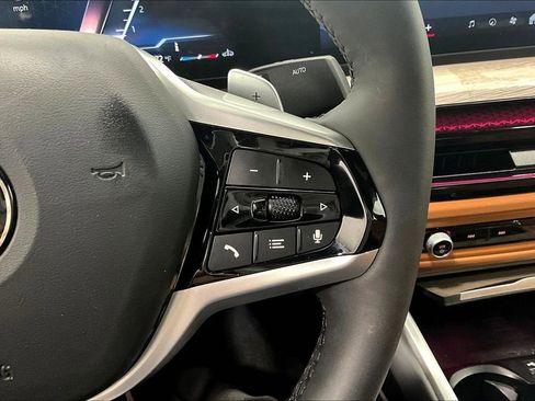 New 2025 BMW 330i Sedan w/ Convenience Package image 22