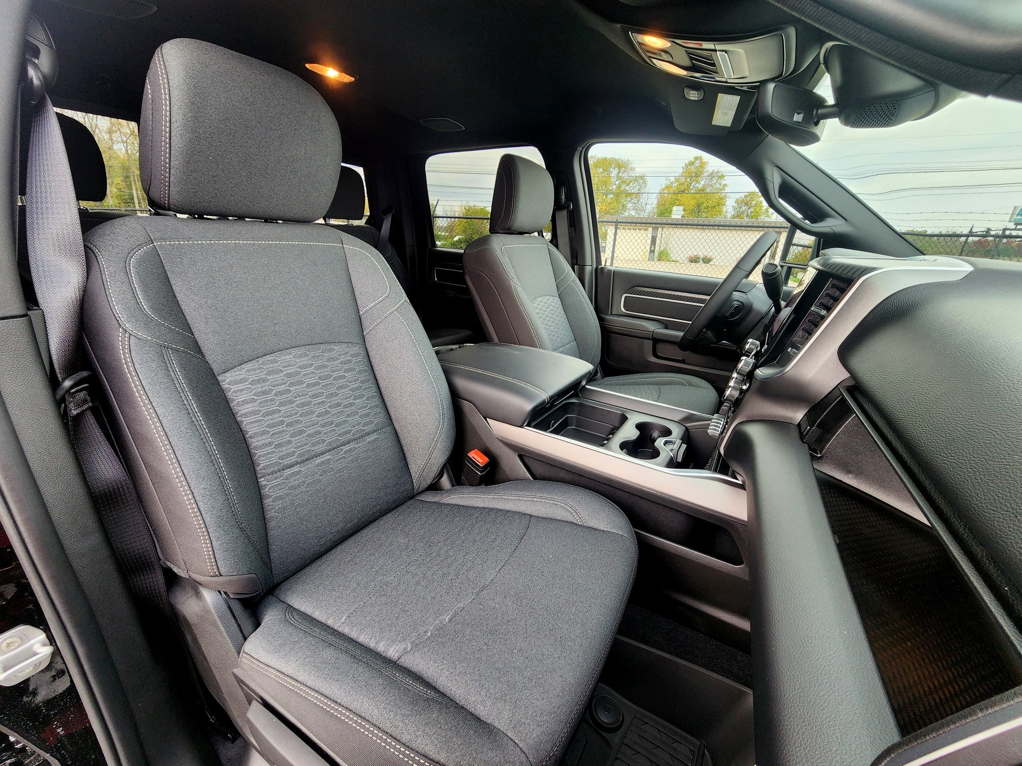 New 2027 RAM 3500 Big Horn AWD/4WD image 35