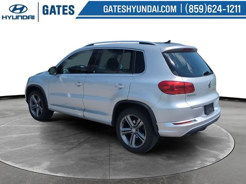 Used 2017 Volkswagen Tiguan Sport AWD/4WD image 7
