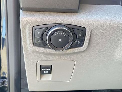 Used 2018 Ford F150 XLT w/ Max Trailer Tow Package image 18