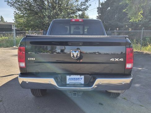Used 2016 RAM 1500 Classic SLT image 4