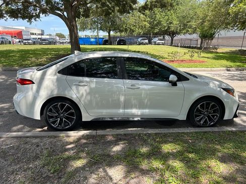 Used 2020 Toyota Corolla SE FWD image 8