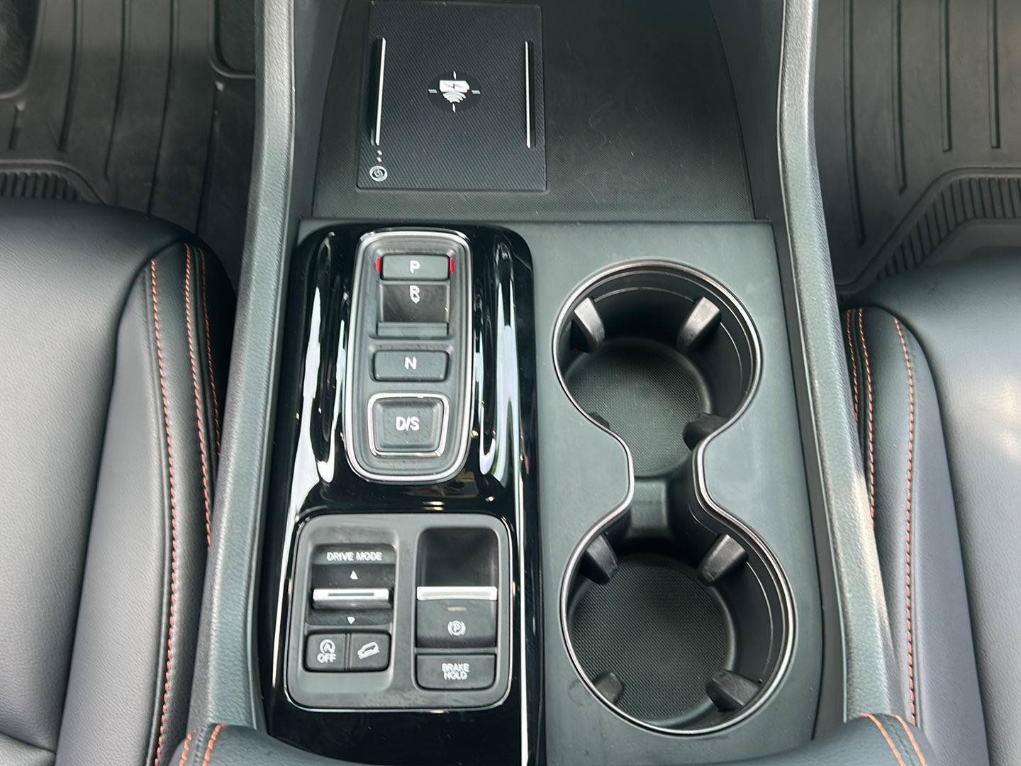 Used 2025 Honda Pilot TrailSport image 19