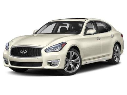 Used 2019 INFINITI Q70 L 3.7 w/ Sensory Package