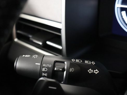 New 2025 Mitsubishi Outlander SE image 46