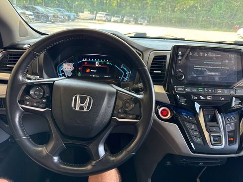 Used 2019 Honda Odyssey Elite image 12