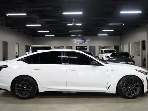 Used 2022 Cadillac CT5 V Blackwing RWD image 6