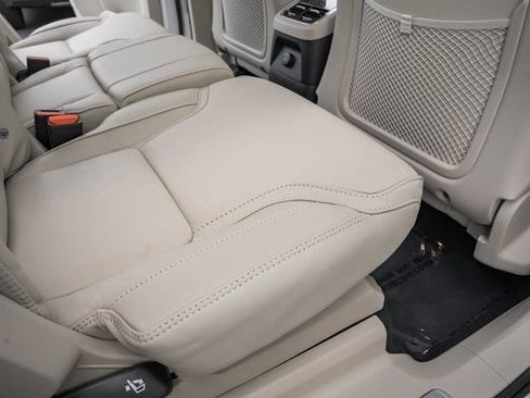 New 2025 Volvo XC90 T8 Ultra w/ Protection Package Premier image 29