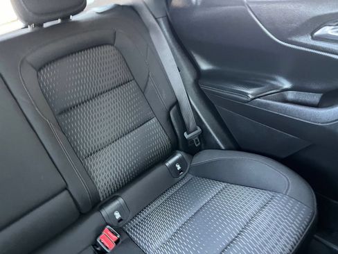Used 2025 Chevrolet Equinox LT FWD image 41