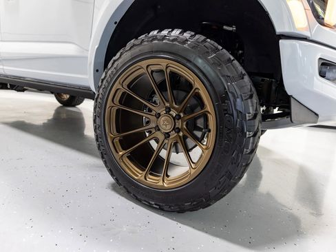 Used 2025 Ford F150 Raptor AWD/4WD image 43
