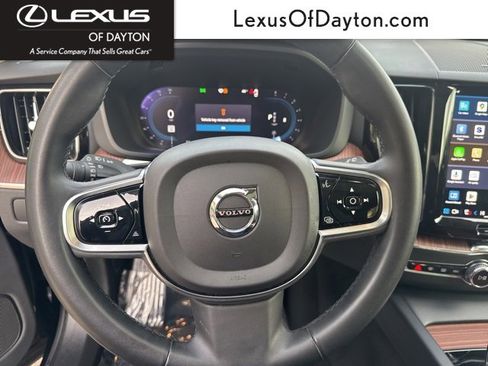 Used 2024 Volvo XC60 B5 Plus image 17