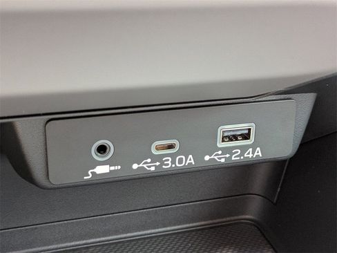 Certified 2025 Subaru Crosstrek 2.0i Premium image 20