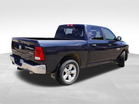 Used 2018 RAM 1500 Classic SLT w/ SLT Plus D←cor Group AWD/4WD image 3