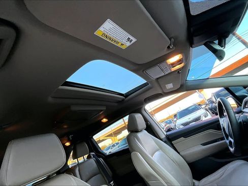 Used 2018 Honda Odyssey EX-L image 12