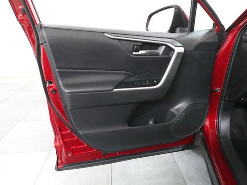 Used 2021 Toyota RAV4 XLE w/ Convenience Package AWD/4WD image 23