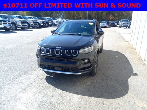 Used 2024 Jeep Compass Limited w/ Sun and Sound Group image 30