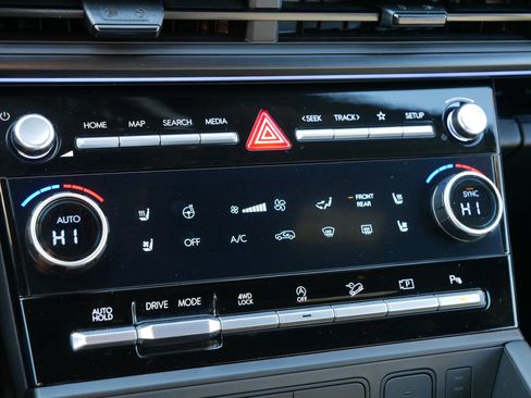 Used 2025 Hyundai Santa Fe Calligraphy image 23