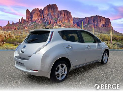 Used 2012 Nissan Leaf SL FWD image 8