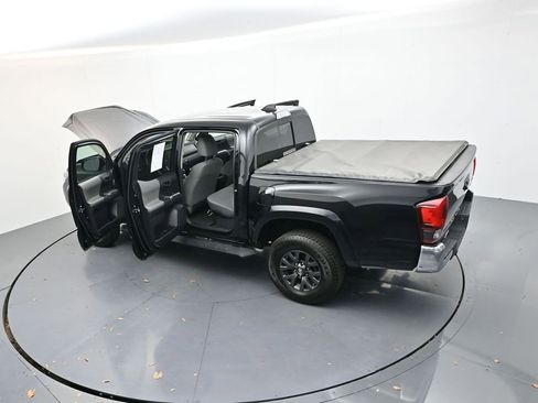 Used 2020 Toyota Tacoma SR5 image 37