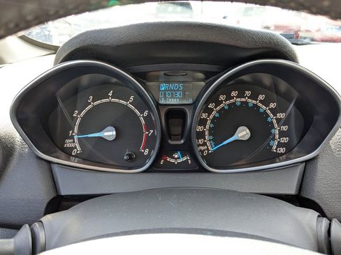 Used 2015 Ford Fiesta SE image 27