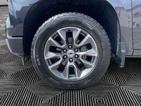 Used 2022 Chevrolet Silverado 1500 RST w/ Z71 Off-Road Package AWD/4WD image 14