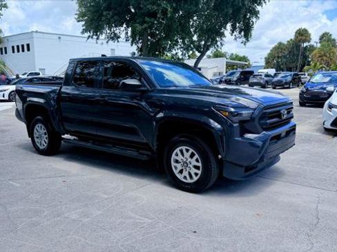 Used 2024 Toyota Tacoma SR RWD image 11