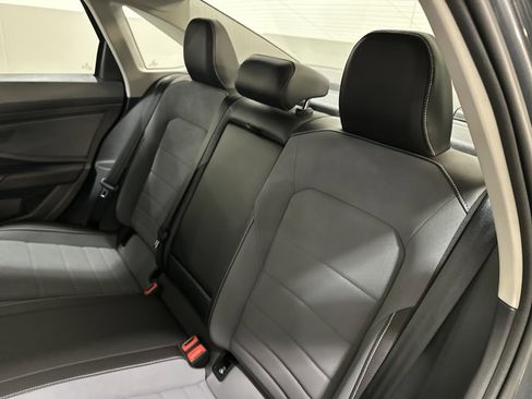 New 2026 Volkswagen Jetta SE FWD image 20