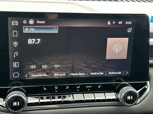 New 2026 GMC Canyon Elevation w/ Convenience Package image 16