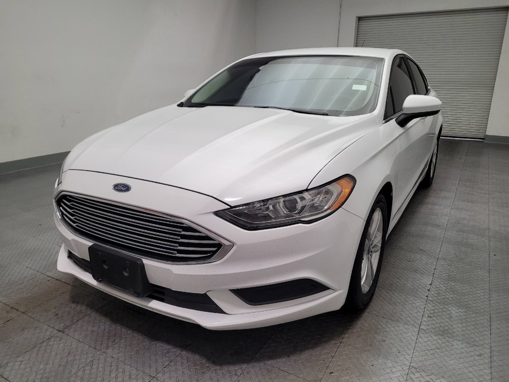 Used 2018 Ford Fusion SE w/ Fusion SE Technology Package FWD image 15